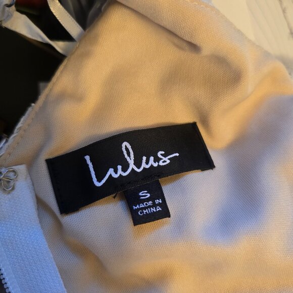 🏷️ NWT  🏷️ LULUS  Flynn White Lace Maxi Dress Wedding sz S - Picture 11 of 16